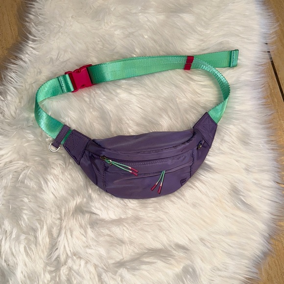 Fabletics Modular Fanny Pack - Picture 3 of 8